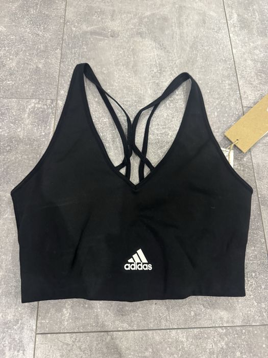 Спортивний топ adidas