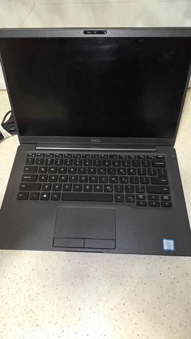 Dell Latitude 7400 ,i5-8365U ,DDR4 16 GB , 256 SSD, 14 cali WIN 11 PRO