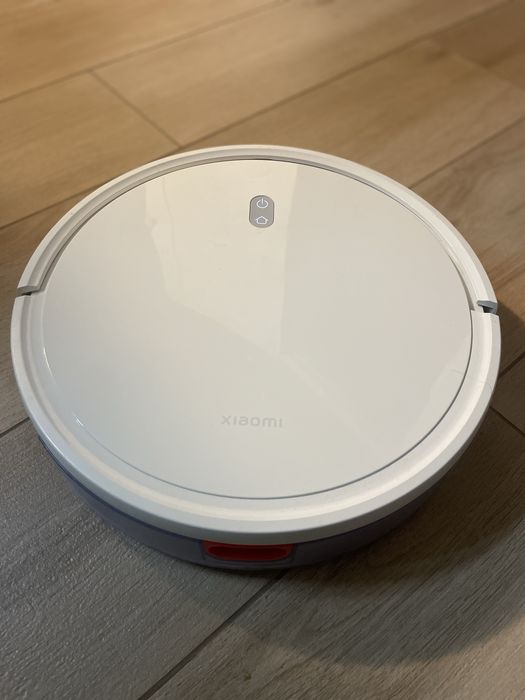 Пилосос миючий Xiaomi vacuum e10