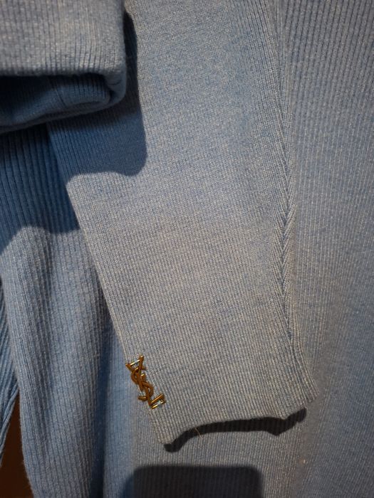 Жіночий костюм з брюками