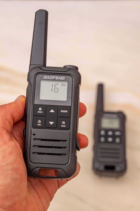 2 radios walkie talkie PMR Baofeng com 16 canais,novo na embalagem!