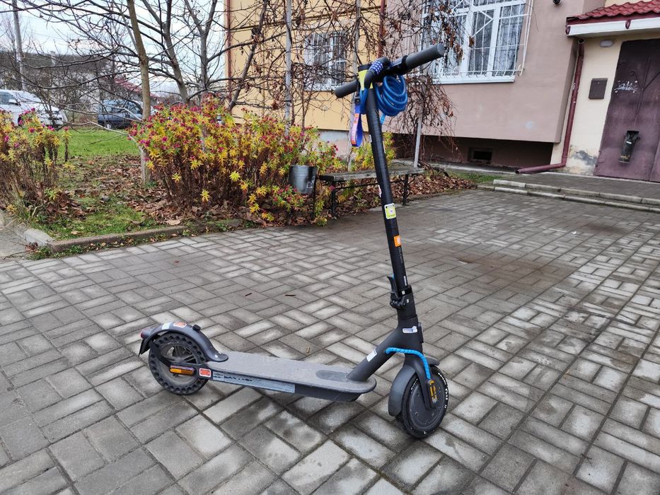 Продам електросамокат