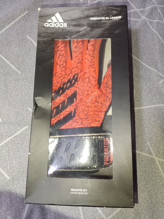 перчатки adidas predator