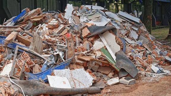 Тверді відходи Бесплатно на підсипку участка ділянки