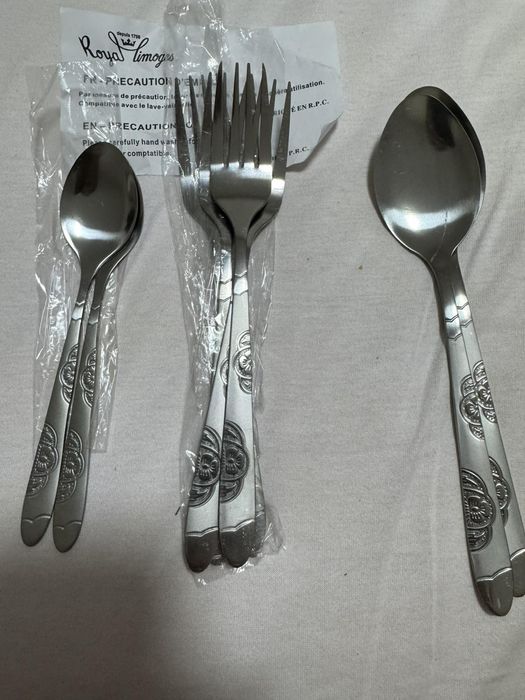 Royal Limoges столові прибори 18шт.