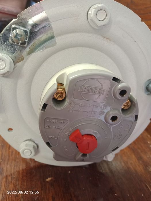 Тен с термостатом на Ariston