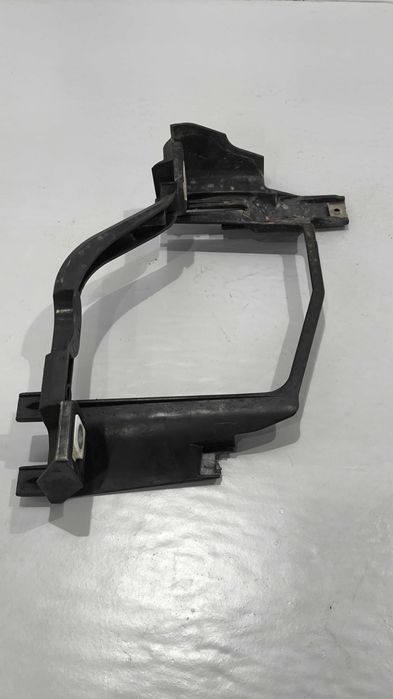 Guia de Farol BMW Serie 5 (E60/E61) Esquerdo
