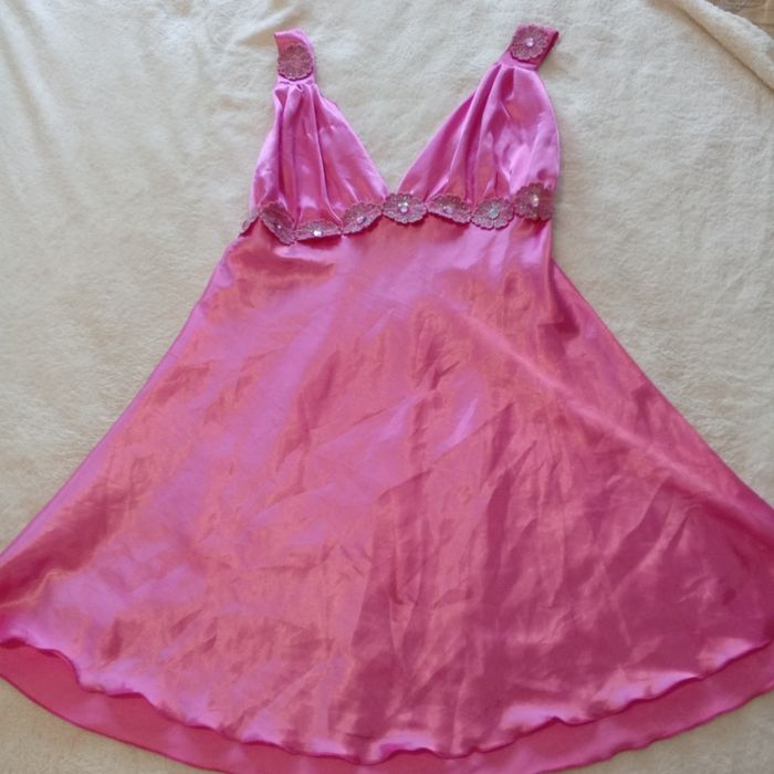 Шелковый пинюар скружевом