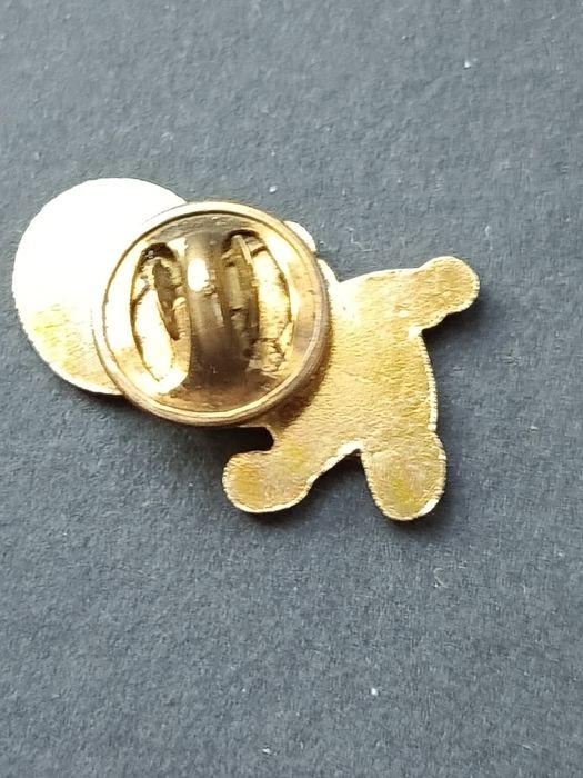 Przypinka MIŚ, 2,5/1,7 cm. Metal.