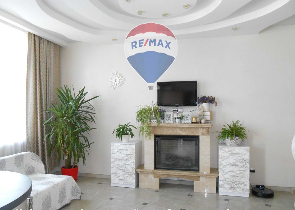 Без комісії. Пентхаус видовий з терасою. 4ком. 130м2. Генератор