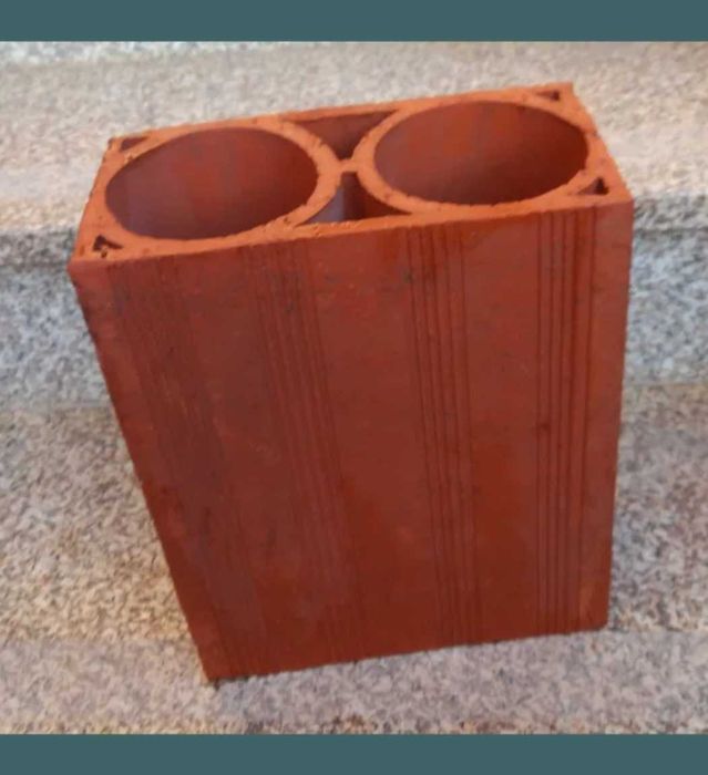 Blocos de garrafeira dupla redonda em barro