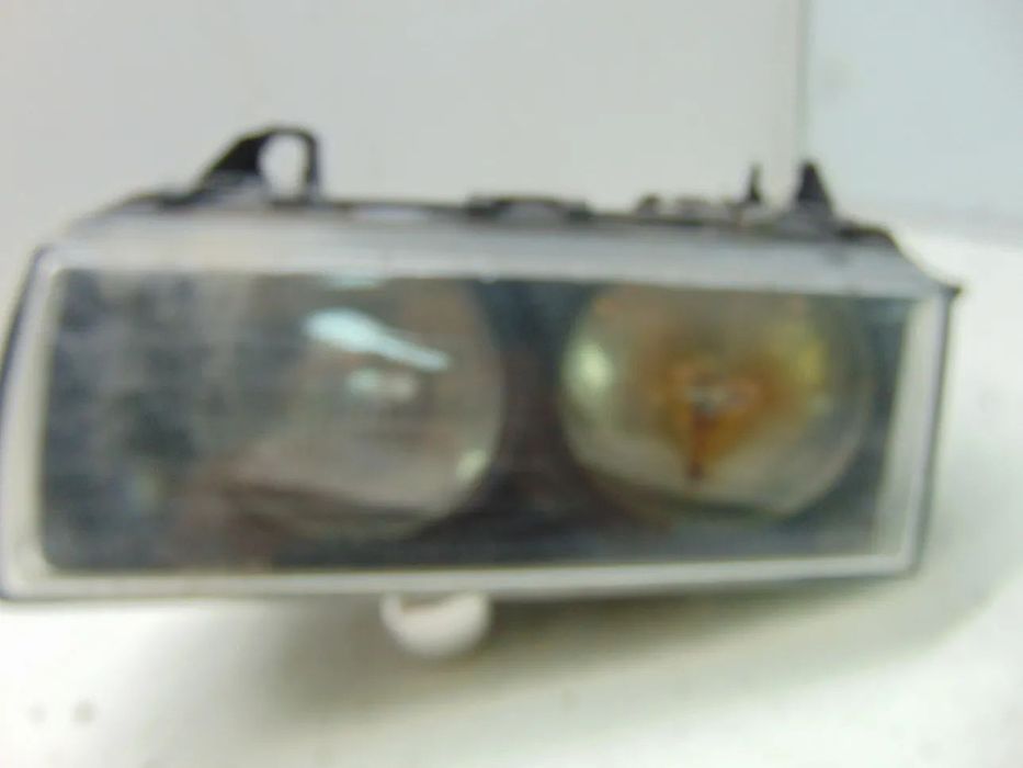 Hyundai H100/BMW E46 Farol