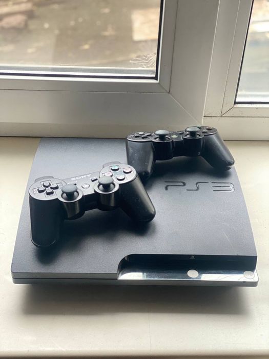 Продам пс3 на ссд + 2 дуалшока