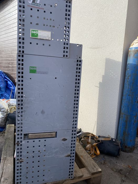 Regał samochodowy Bott