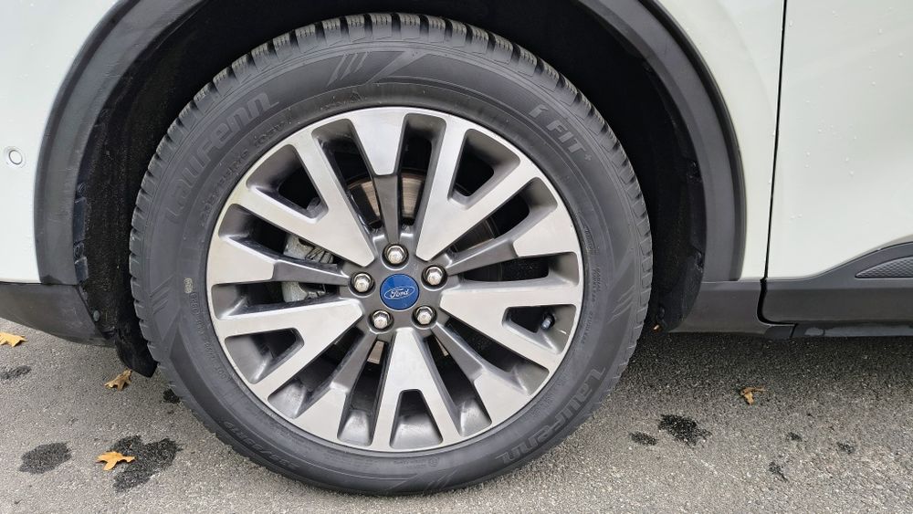 Продам Ford Escape Titanium