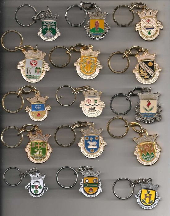 VENDO PORTA/CHAVES HERÁLDICOS + CHAPAS HERÁLDICAS