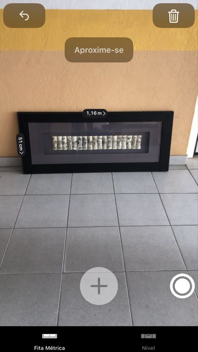 Quadro Panorâmico Decorativo / Moldura com Figuras em Relevo