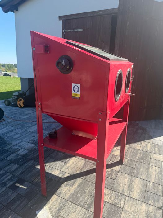 Piaskarka kabinowa Powerplus Tools 220L