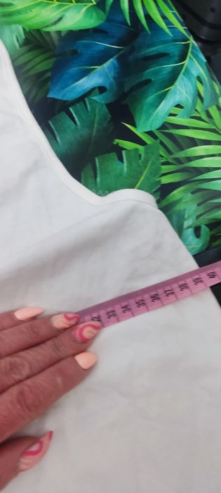 Bokserka biała z napisem