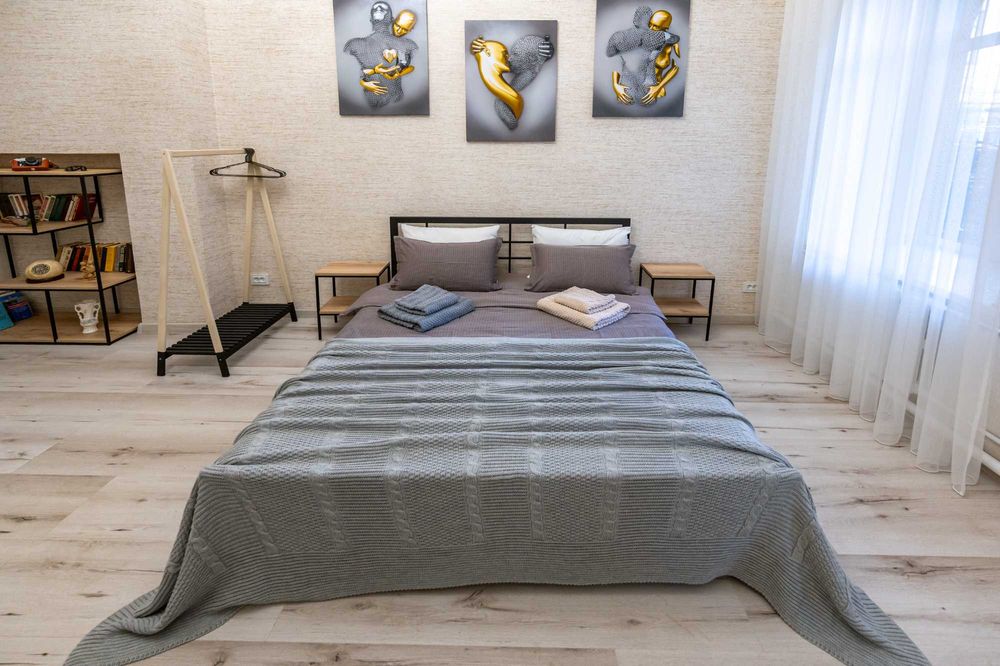 Дім з двориком, центр, море 6014