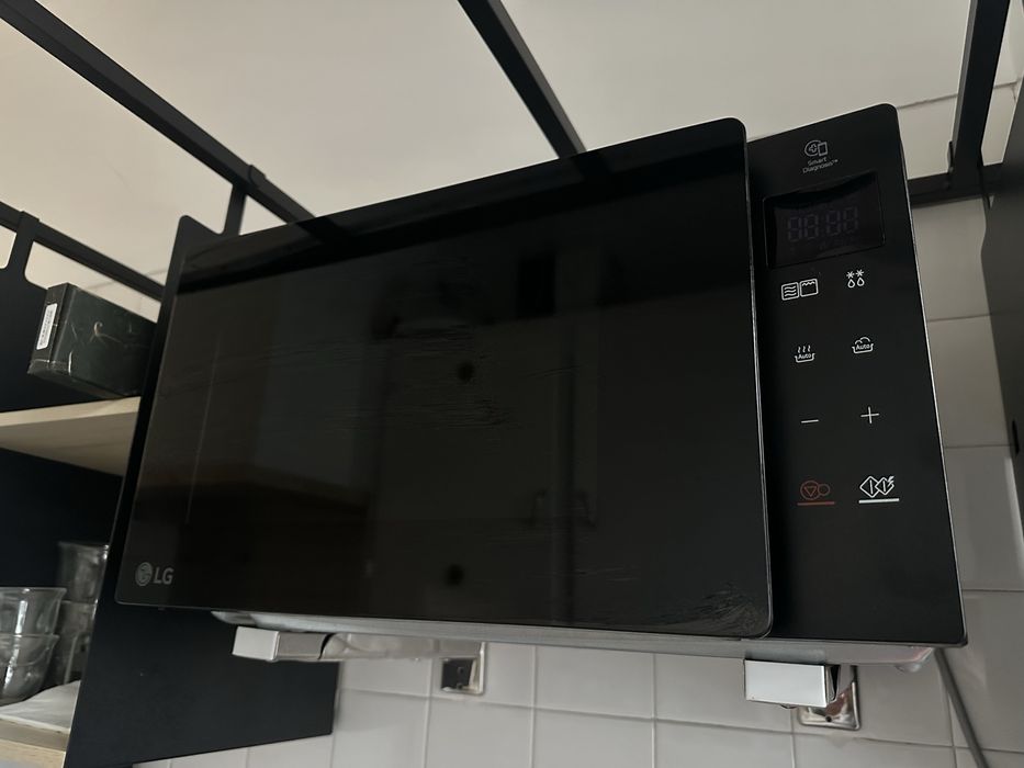 Micro-ondas LG com Grill