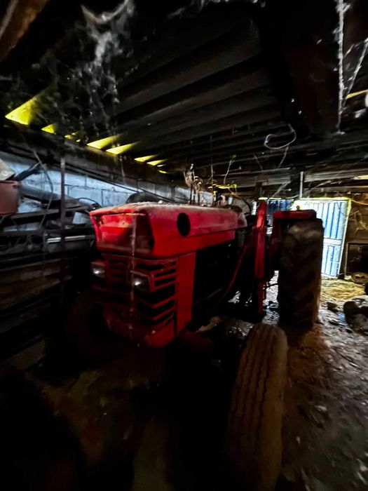 Trator Massey Ferguson MF165 (1970)