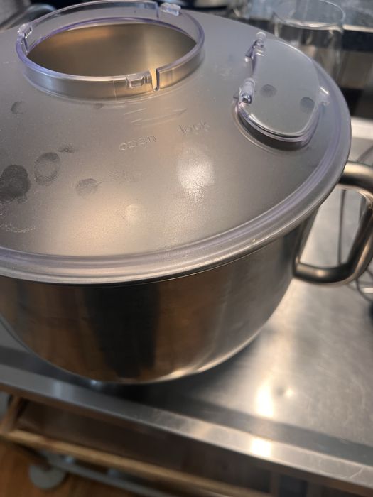 Batedeira ProfiCook KM1096 – 10L – Usada uma unica vez!