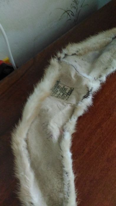 Комір з хутра норки