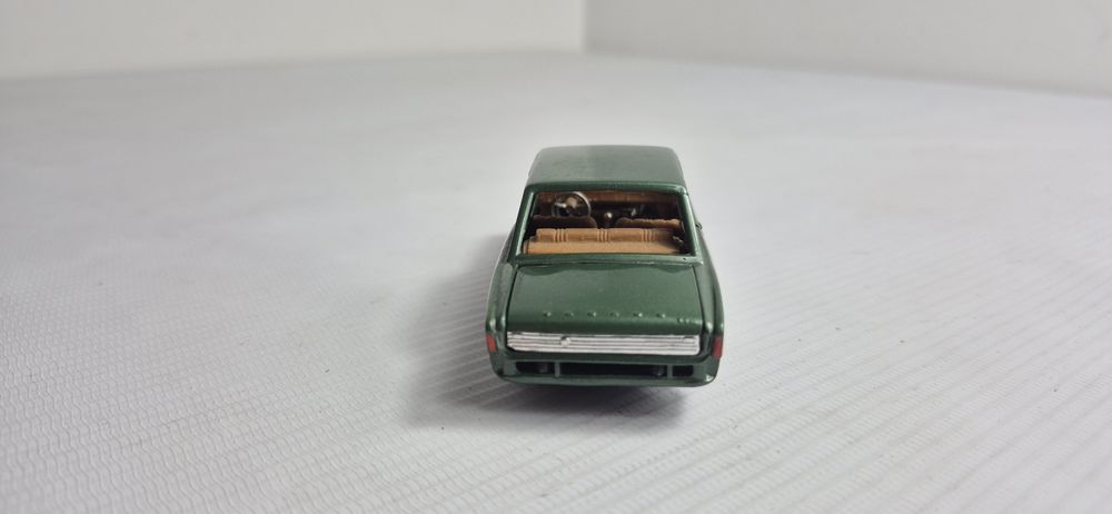 Klasyk Kolekcjonerski: Politoys-M N.519 – Ford Taunus 20M TS