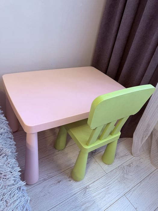 Детский стол и стул IKEA