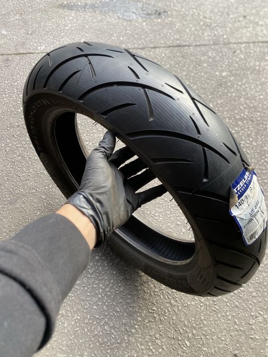 Pneu de mota 140/75/17 Metzeler Me 888 Marathon Ultra bus