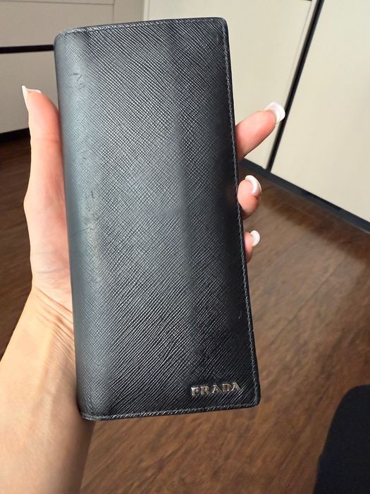 Чоловічий гаманець Prada