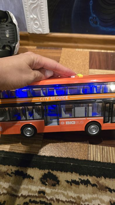 Автобус Автопром двоповерховий, помаранчевий (1:16) WY912A