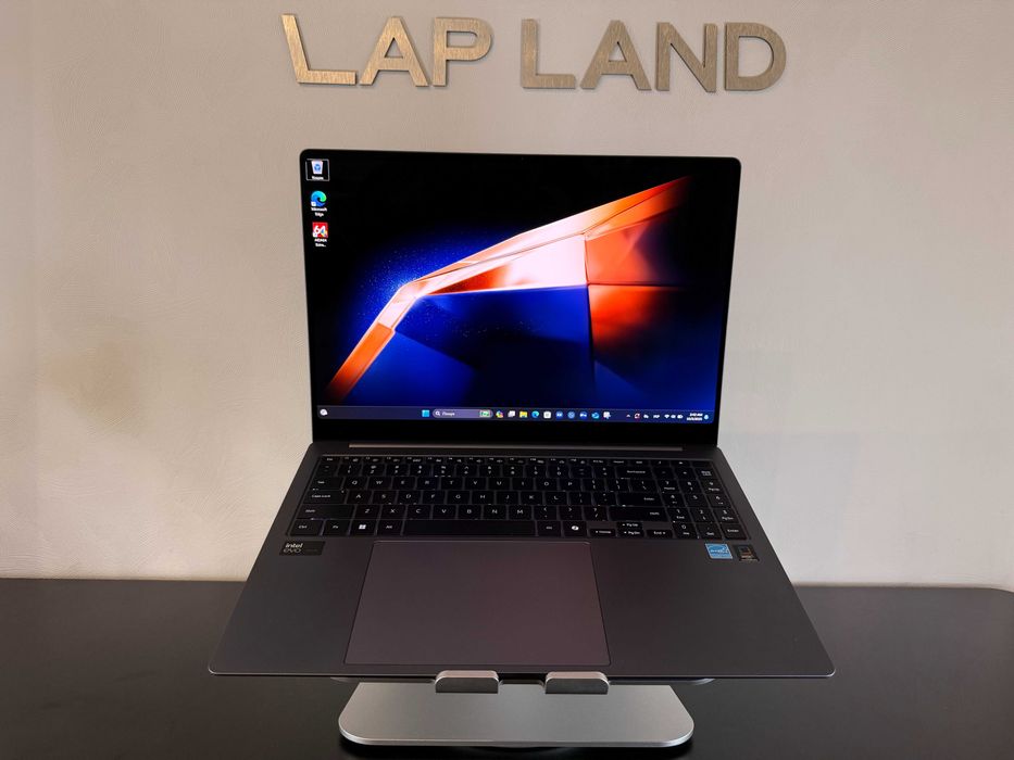 Samsung Galaxy Book4 Pro 16" 3K 120Hz Ultra 7 155H Arc 16/1TB Гарантія