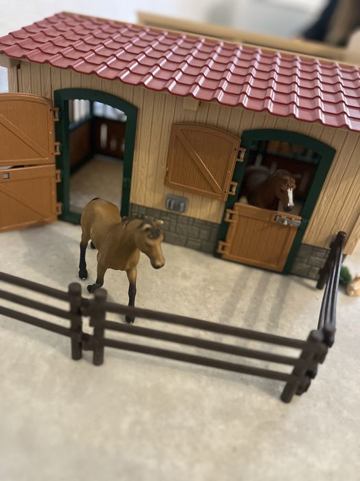 Zestaw schleich stajnia duża