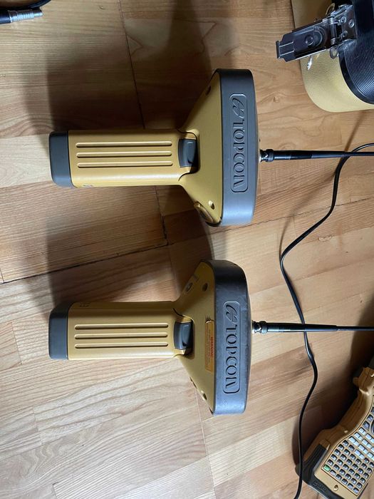 Topcon GR3 та штативи Nedo