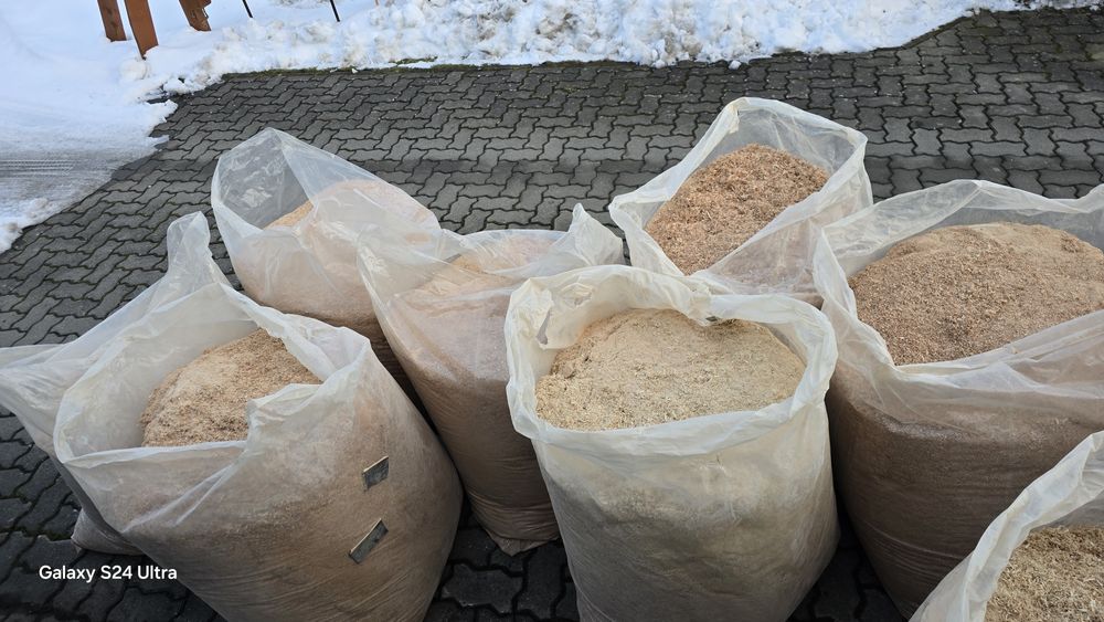 Trociny suche  bukowe, lipowe.