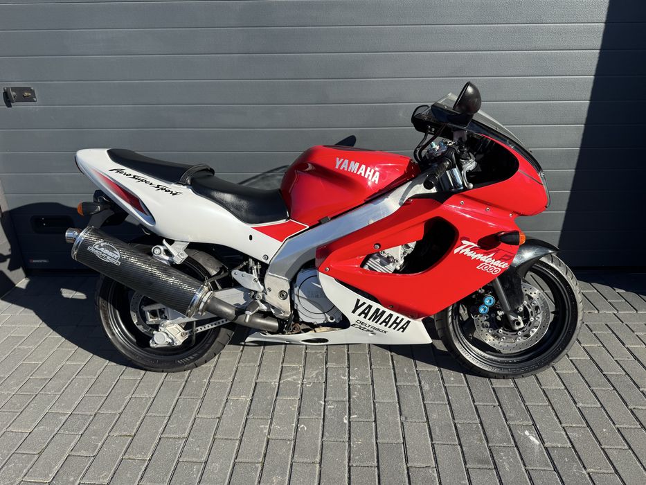 Yamaha yzf1000 Thunderace