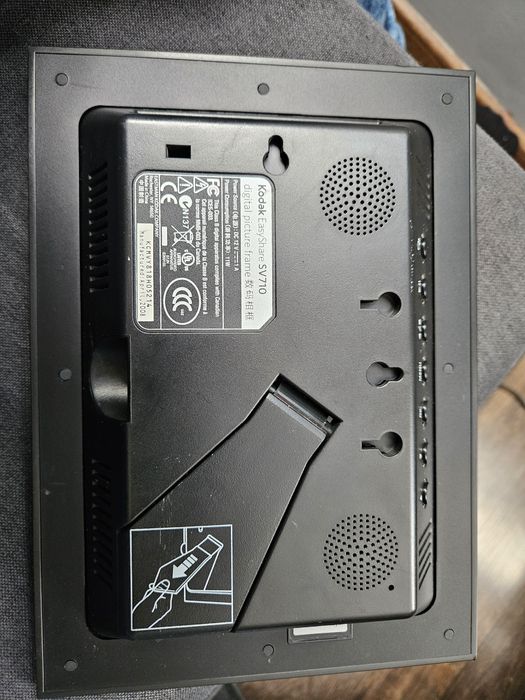 Kodak EasyShare sv710 cyfrowa ramka do zdjęć  7"