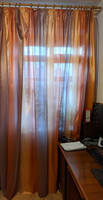 Готові штори 2 шт. шириною по 300 см, висота 274 см