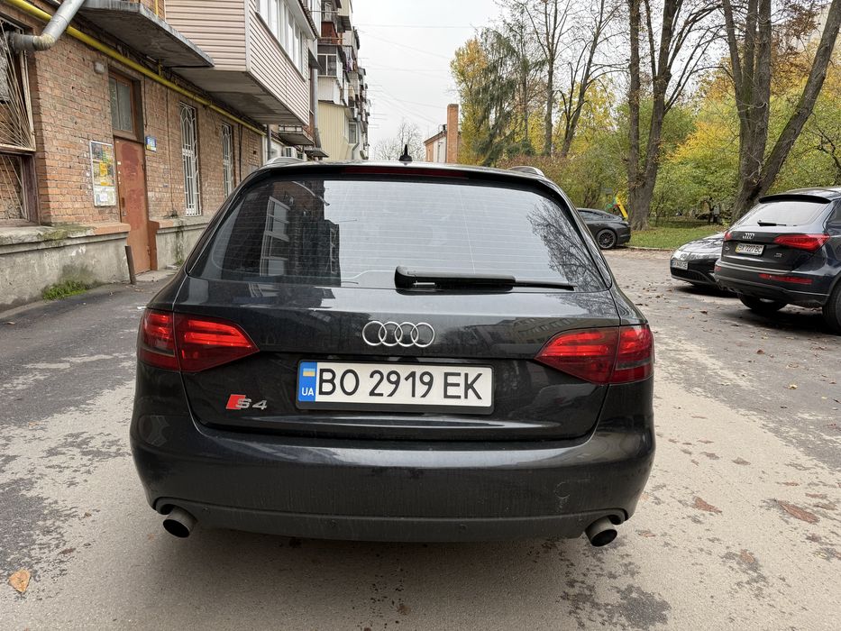 Audi A4 B8 S-Line Автомат