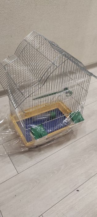 Клітка для папуги недорога