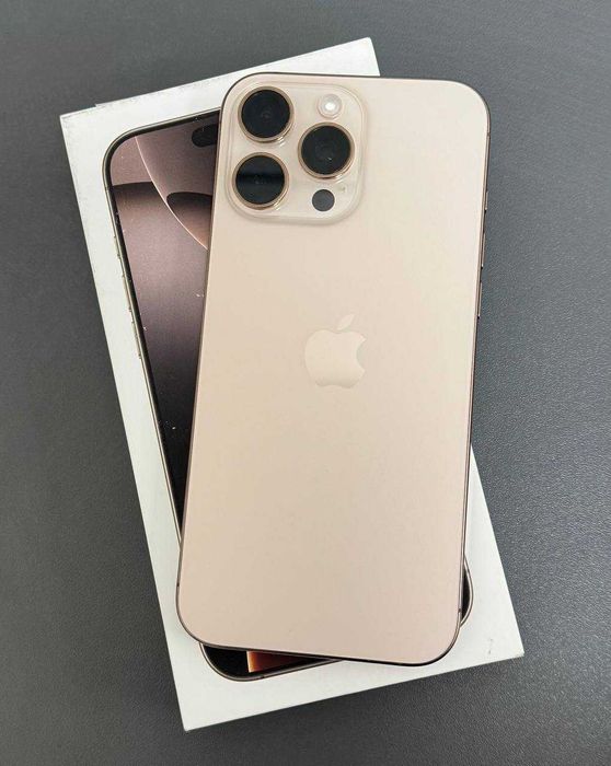 Смартфон Apple iPhone 16 Pro Max 256GB Desert Titanium б\в