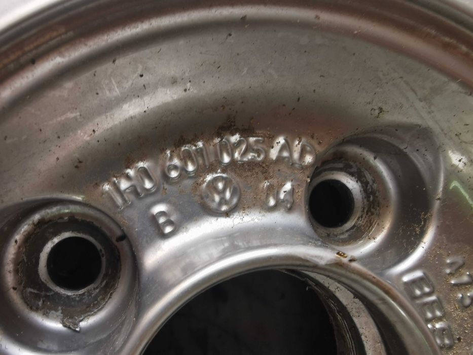 Felga aluminiowa 6Jx15 VW Golf 4x100 ET45