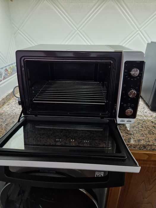 Forno DeLonghi EO 32