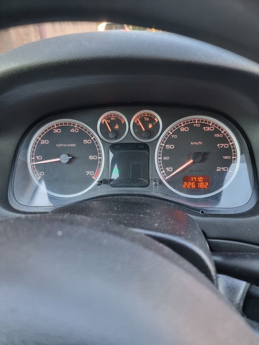 Peugeot 307,Benzyna, Krajowy,Klimatyzacja,Długie Opłaty