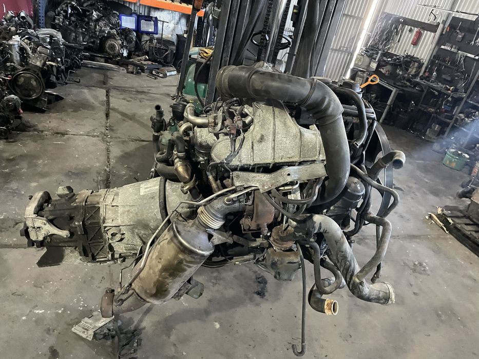 Мотор Двигатель КОМПЛЄКТНИЙ КПП Крафтер Crafter 2.5tdi BJM BJL CECA