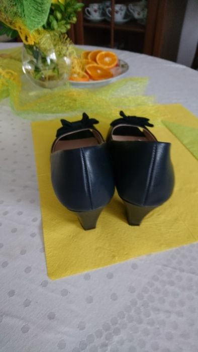 Śliczne damskie buty