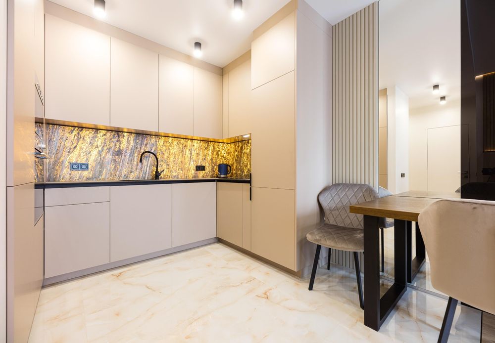 Подобово нова квартира у "Файна Таун". Салютна, Нивки, Щербаківського