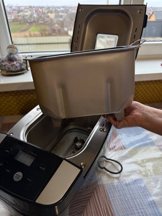 Продам хлібопічку gorenje